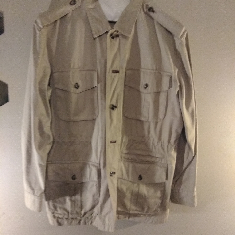 Tan button up jacket collar jacket